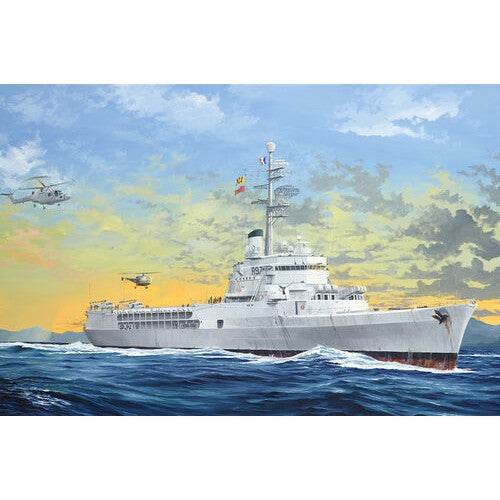 image1_1/350 French Navy Helicopter Cruiser Jeanne d’Arc 2008 Plastic Model Kit