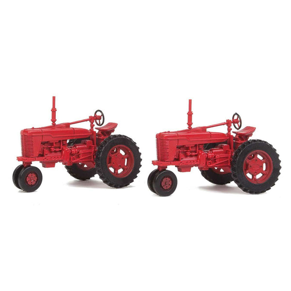 HO Farm Tractors Red (2)