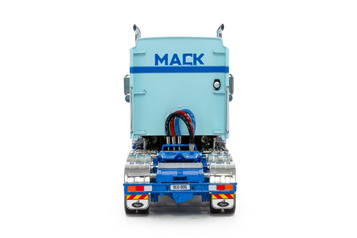 1/50 Mack Late Edition Super Liner Light Blue_4