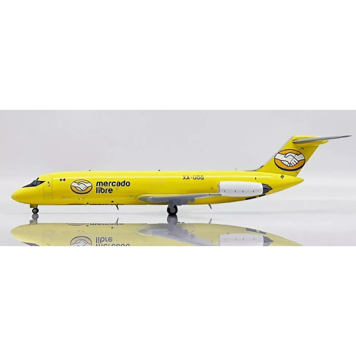 image1_1/200 Mercado Libre McDonnell Douglas DC-9-30F Reg: XA-UOG with Stand