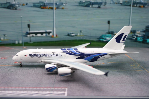 1/400 A380800 Malaysia A/Lines 9MMND