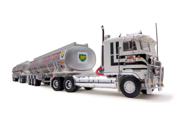 1/64 Tanker Road Train Blackall Freighters