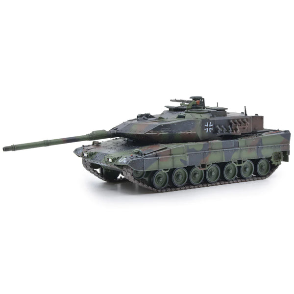 Panzerkampf  1/72 German Leopard 2A6EX Main Battle Tank Woodland Camouflage