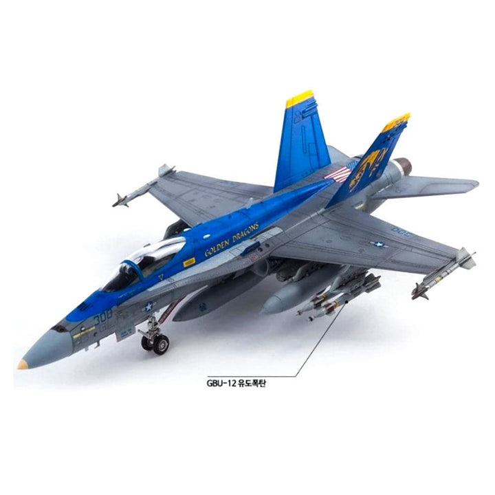 Academy - Academy 12564 1/72 USN F/A-18C "VFA-192 Golden Dragons" Plastic Model Kit