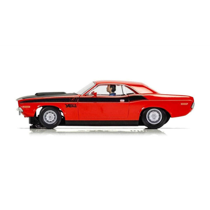 Scalextric - 1/32 Dodge Challenger T/A - Red & Black