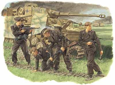 6129 1/35 Survivors Panzer Crew Kursk 1943 Plastic Model Kit