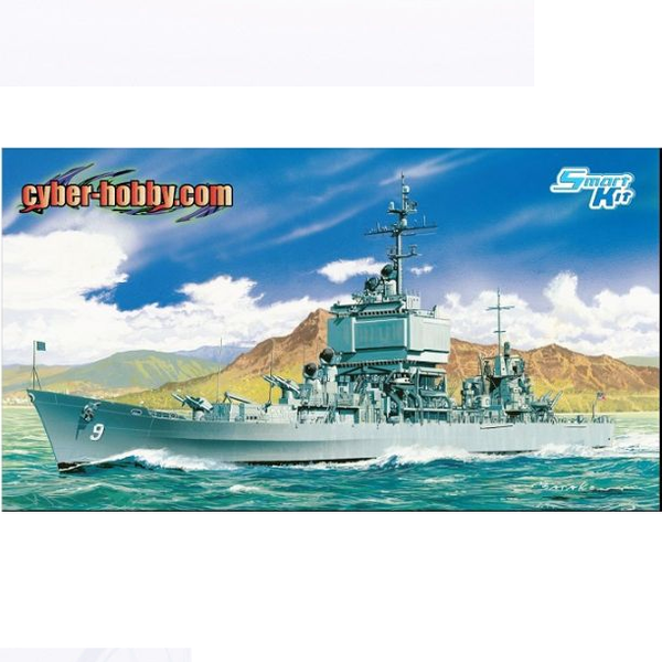 7091 1/700 U.S.S. Long Beach CGN9 Plastic Model Kit