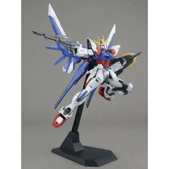 Bandai - MG 1/100 BUILD STRIKE GUNDAM FULL PACKAGE