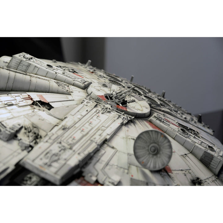 Bandai - PG 1/72 MILLENNIUM FALCON