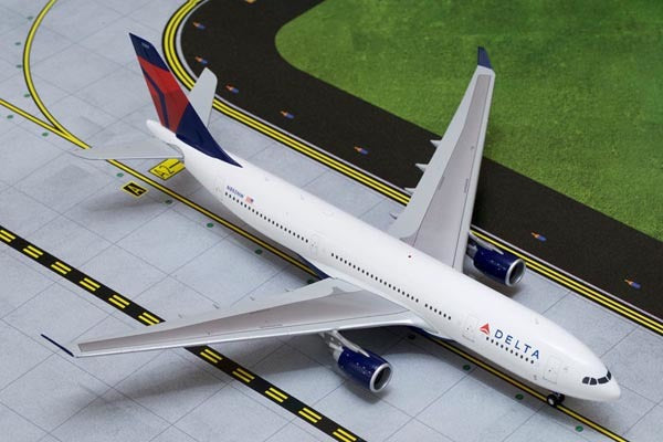 1/200 A330200 Delta Air N860NW