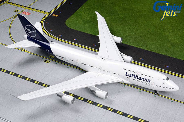 Gemini Jets - Lufthansa B747-400 D-ABVM (new livery)