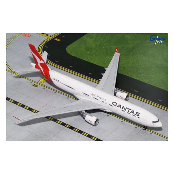 1/200 QANTAS A330300 VHQPL