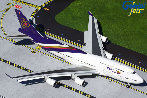 1/200 Thai AirwaysB747400 flaps down