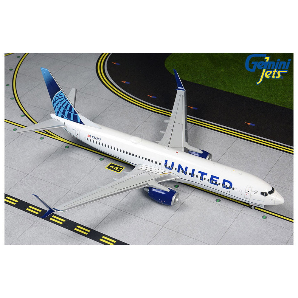 Gemini Jets - 1/200 United B737-800S  N37267