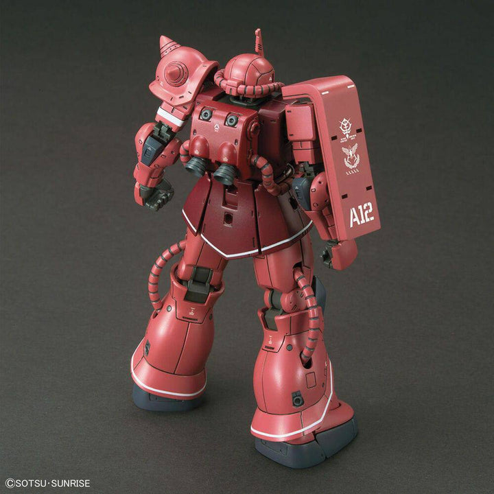 Bandai - HG 1/144 MS-06S ZAKU  II PRINCIPALITY OF ZEON CHAR AZNABLE?S MOBILE SUIT Red Comet Ver.