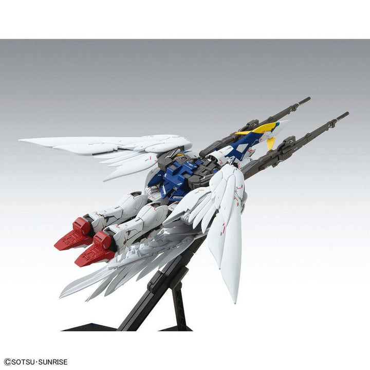 Bandai - MG 1/100 WING GUNDAM ZERO EW Ver.Ka