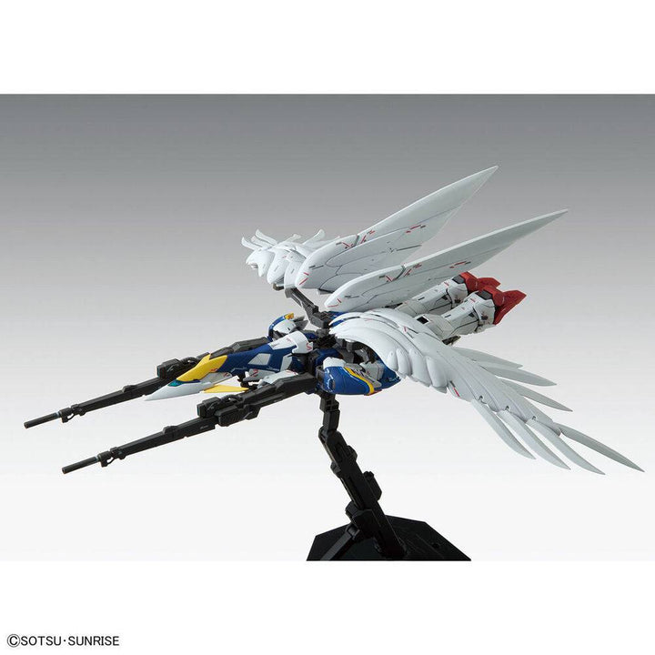 Bandai - MG 1/100 WING GUNDAM ZERO EW Ver.Ka