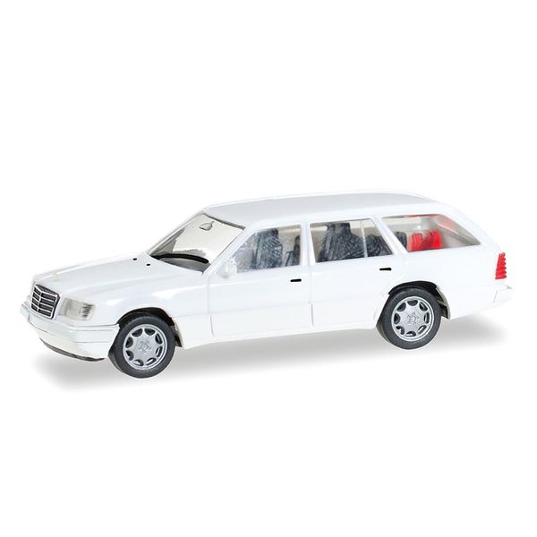 1/87 MercBenz E320T W124 White