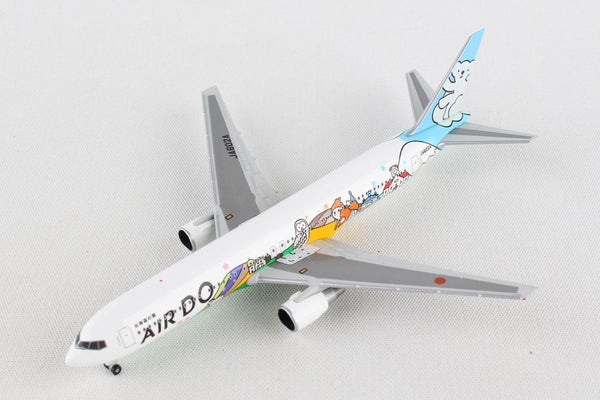 1/500 Air Do Boeing 767300   Bear Do Hokkaido Jet    JA602A