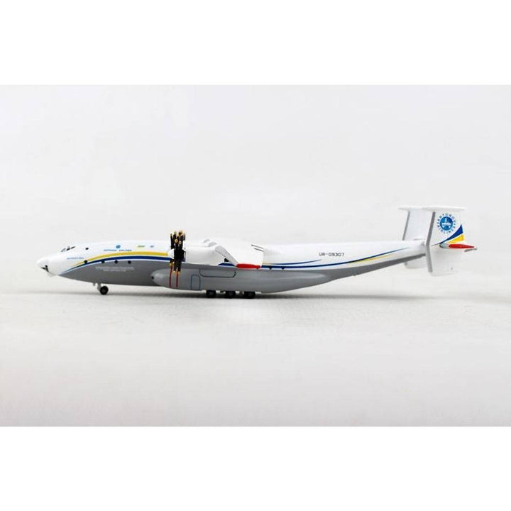 Herpa - 1/500 Antonov Airlines AN-22