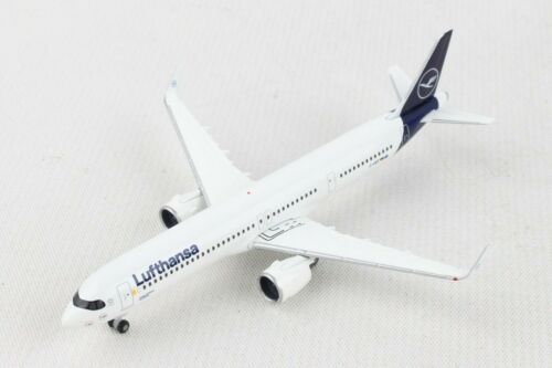 1/500 Lufthansa Airbus A321Neo DAIEF   Forchheim