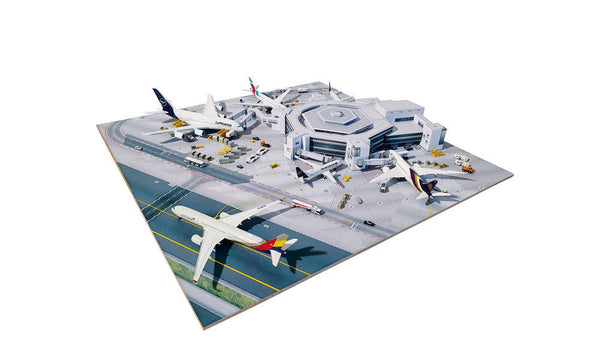 1/500 Frankfurt Airport Terminal 1 Hexagon  Cardboard Kit Including Base Plate