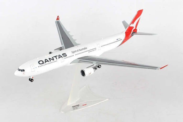 1/200 QANTAS Airbus A330300 2016 Livery VHQPJ