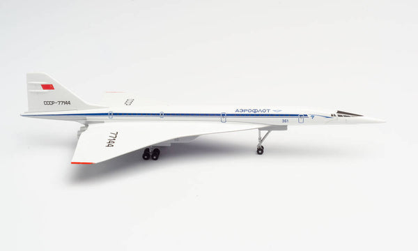 1/400 Tupolev Design Bureau TU144S Le Bourget 1975 CCCP77144