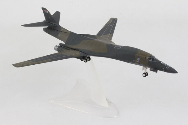 1/200 U.S. Air Force Rockwell B1B Lancer i 860114