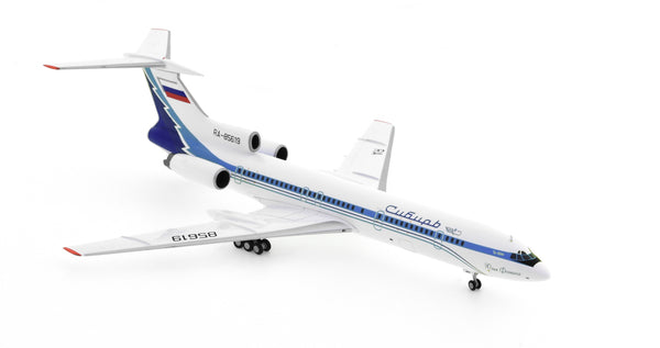 1/200 Siberia Airlines Tupolev TU154M  RA85619   Julia Fomina