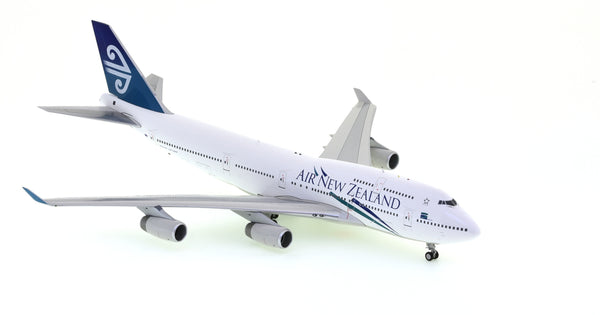 1/200 AIR NEW ZEALAND BOEING 747419  ZKNBT   PACIFIC WAVE