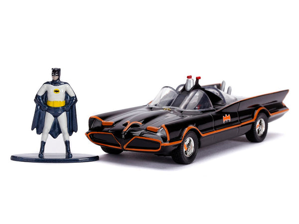 132 Batman w/1966 Classic Batmobile DC13 Movie