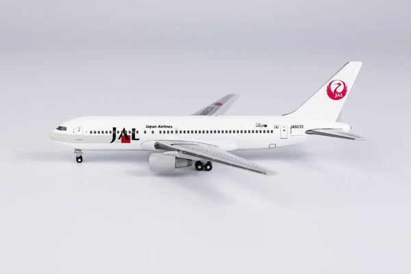 1/400 Japan Airlines Boeing 767-200 JA8233