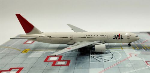 1/400 JAL/Japan Airlines Boeing 777-200 JA701J