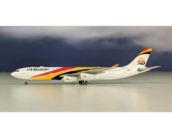 1/400 Air Belgium A340300 OOABA w/An