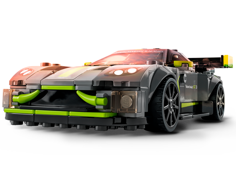 Speed Champions Aston Martin Valkyrie AMR Pro and Aston Martin Vantage GT3 76910