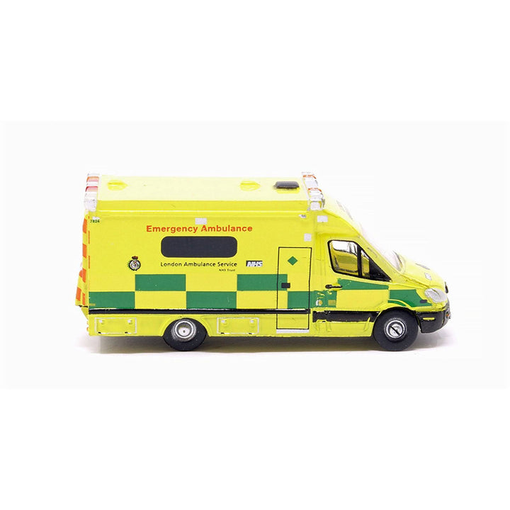 Oxford - 1:148 MERCEDES AMBULANCE