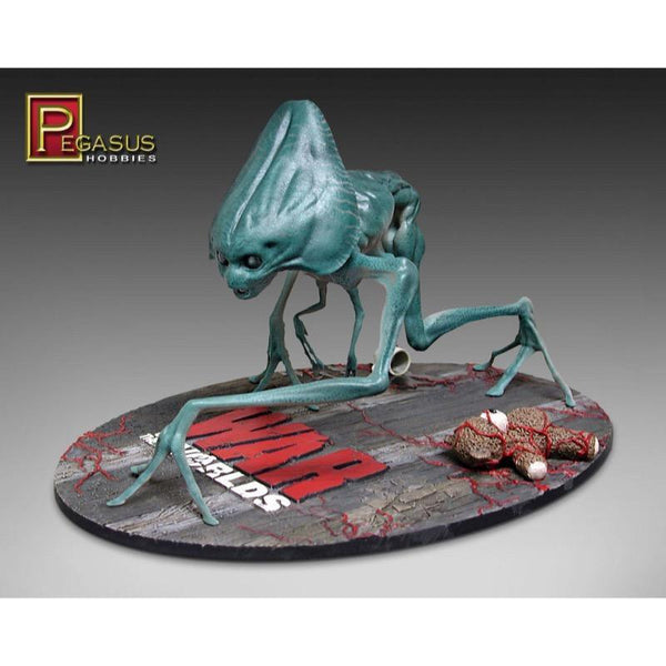 9907 1/8 Alien Creature    War of the Worlds   prebuilt