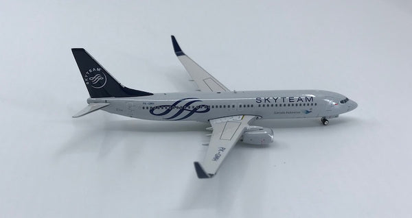 1/400 B737800 Garuda Skyteam