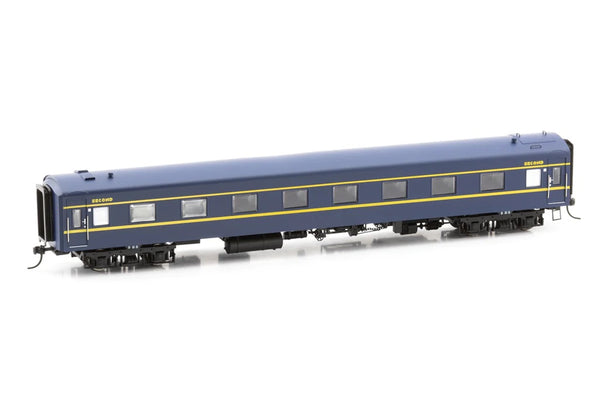 HO VR Blue and Yellow Second Class 8BS