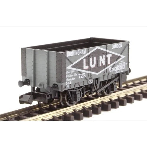 N RTR 9ft 7 Plank Open Wagon Lunt