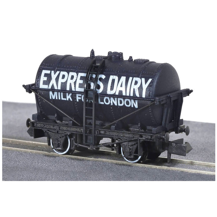 Peco - N Tank Wagon "Express Dairies"