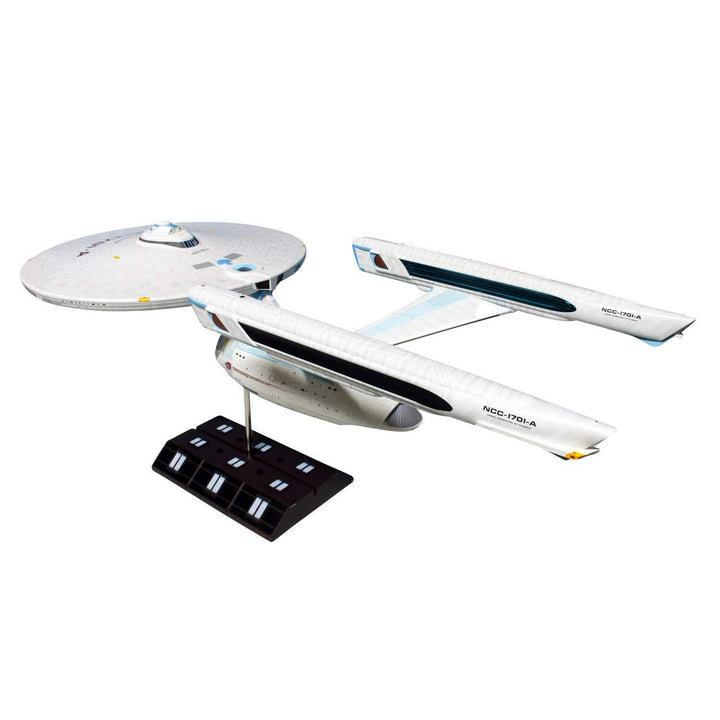 Polar Lights - Polar Lights 949 1/350 Star Trek U.S.S. Enterprise Refit Plastic Model Kit