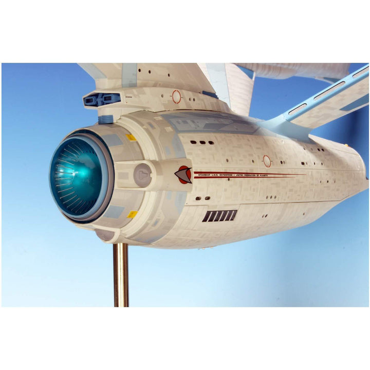 Polar Lights - Polar Lights 949 1/350 Star Trek U.S.S. Enterprise Refit Plastic Model Kit