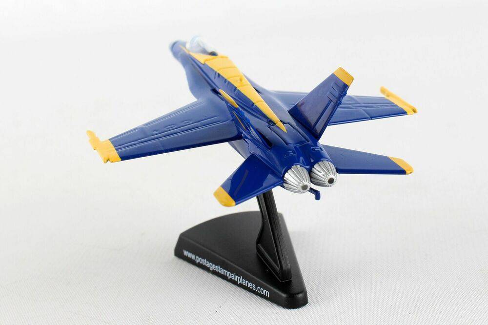 1/150 F/A18C Hornet Blue Angels