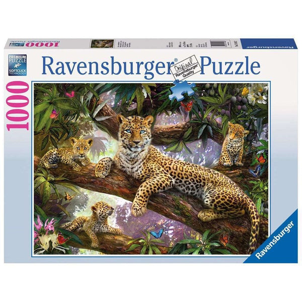 1000pc Leopard Family