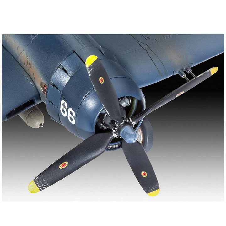 Revell - 1/72 F4U-4 Corsair