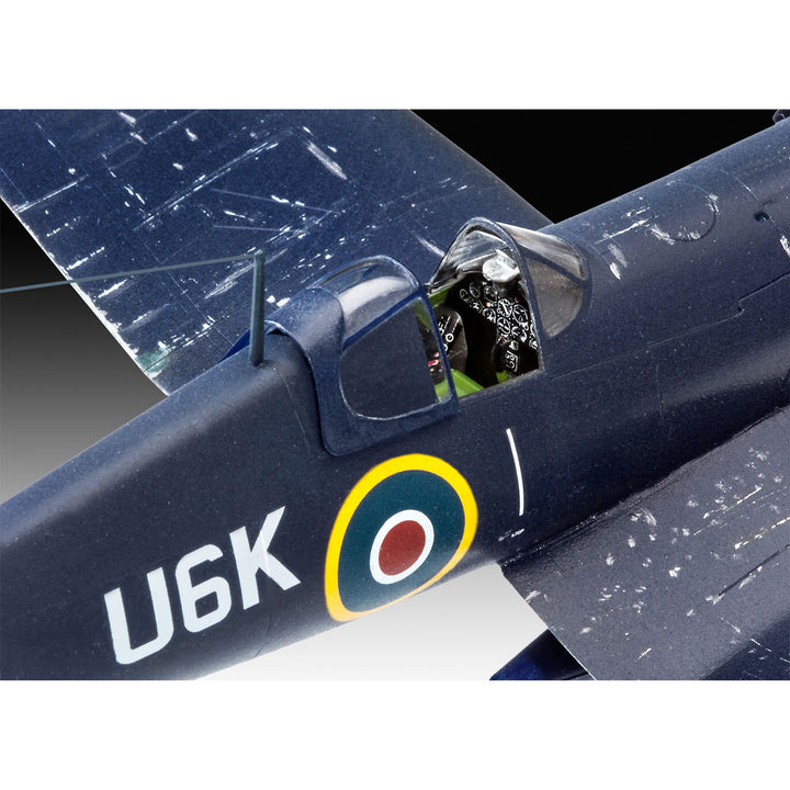 Revell - 1/72 Vought F4U-1B Corsair Royal  Navy Model Set