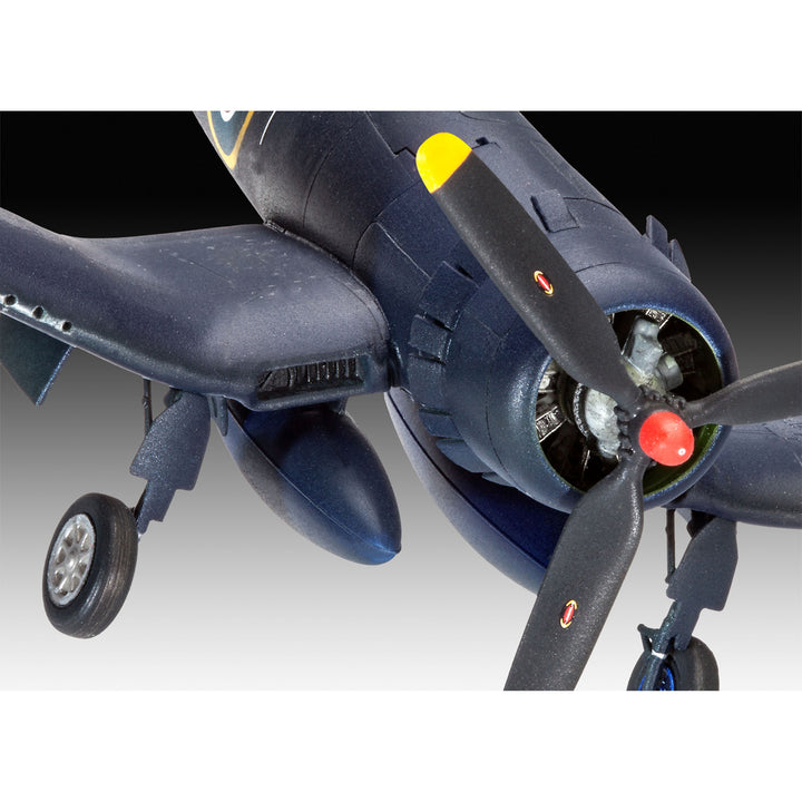 Revell - 1/72 Vought F4U-1B Corsair Royal  Navy Model Set