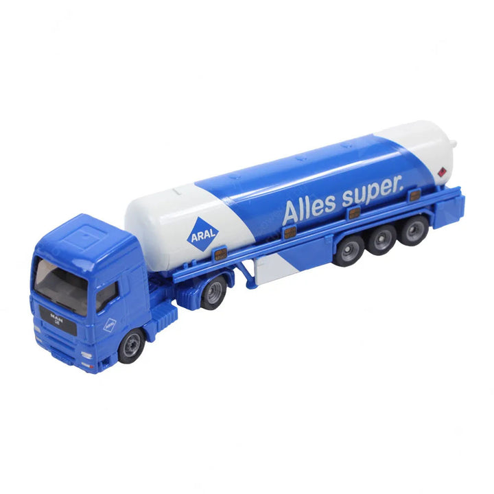 Siku - 1:87 Tanker with Trailer